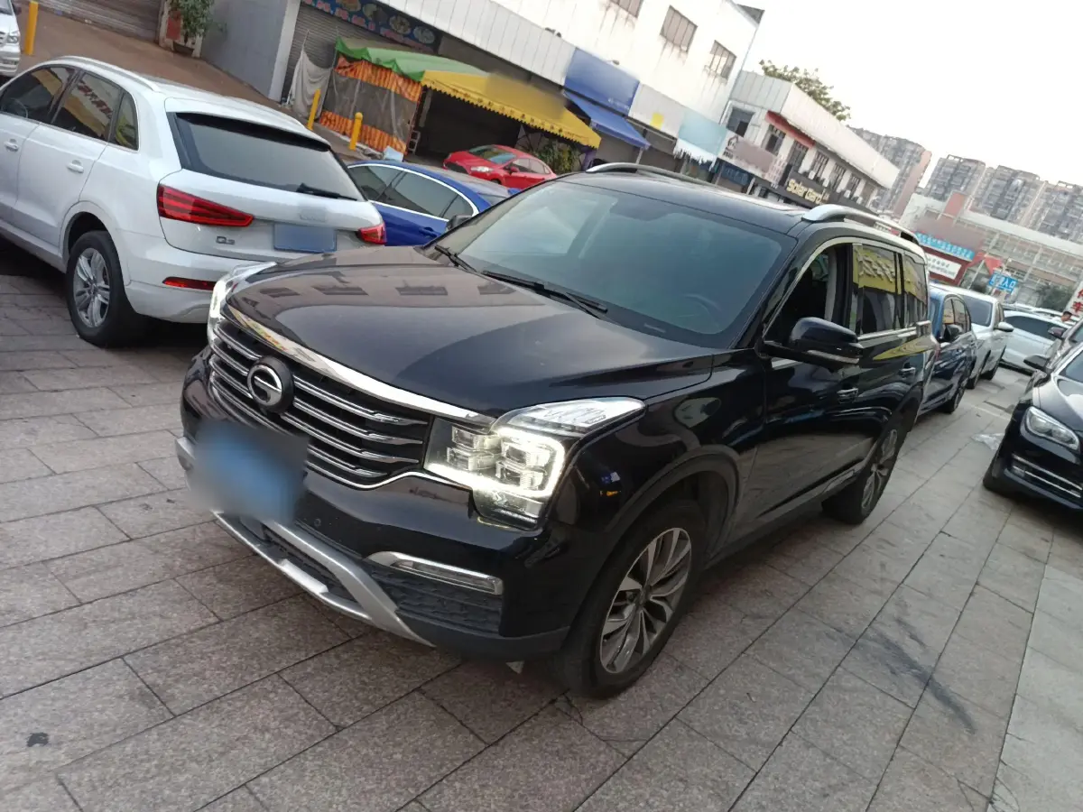 2017 GAC Trumpchi GS8 2.0T 201HP L4 6AT