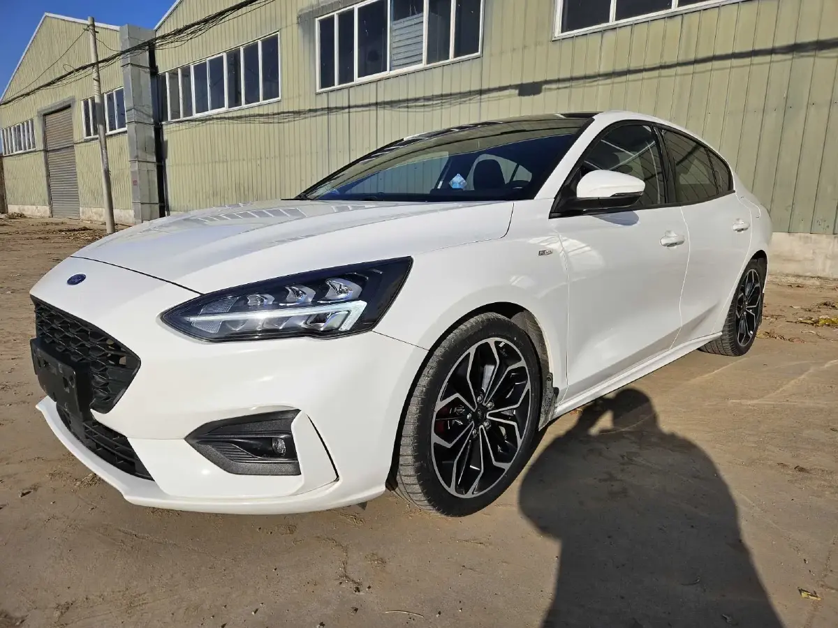 2020 Ford Focus 1.5T 174HP L3 8AT