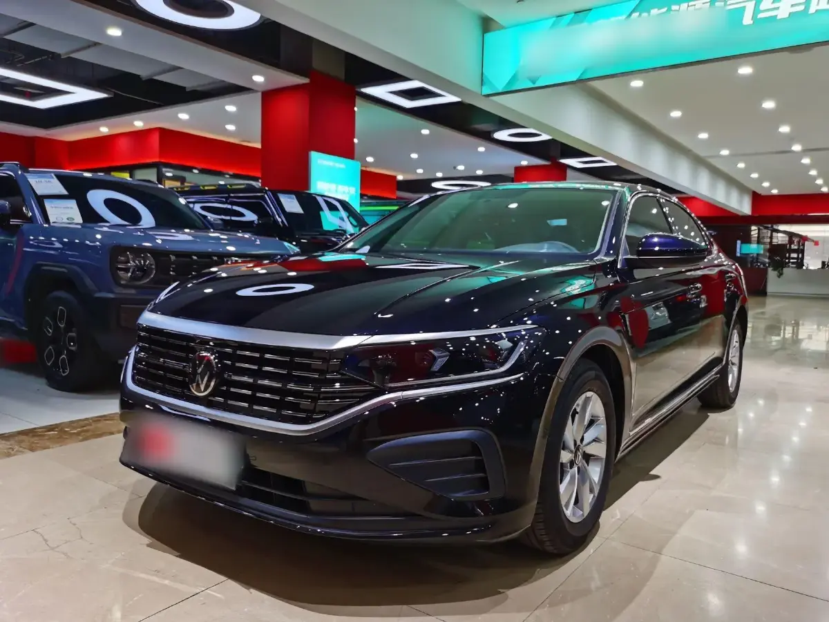 2024 Volkswagen Passat 1.4T 150HP L4 7DCT