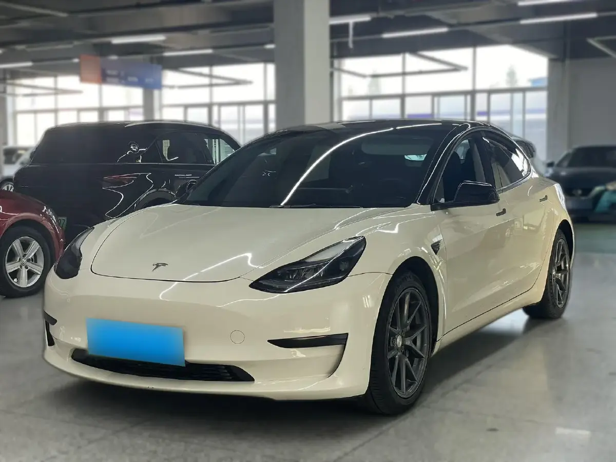 2020 Tesla Model 3 BEV 52KWH
