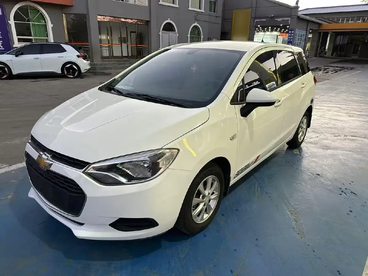 2016 Chevrolet Lova RV 1.5L 113HP L4 4AT