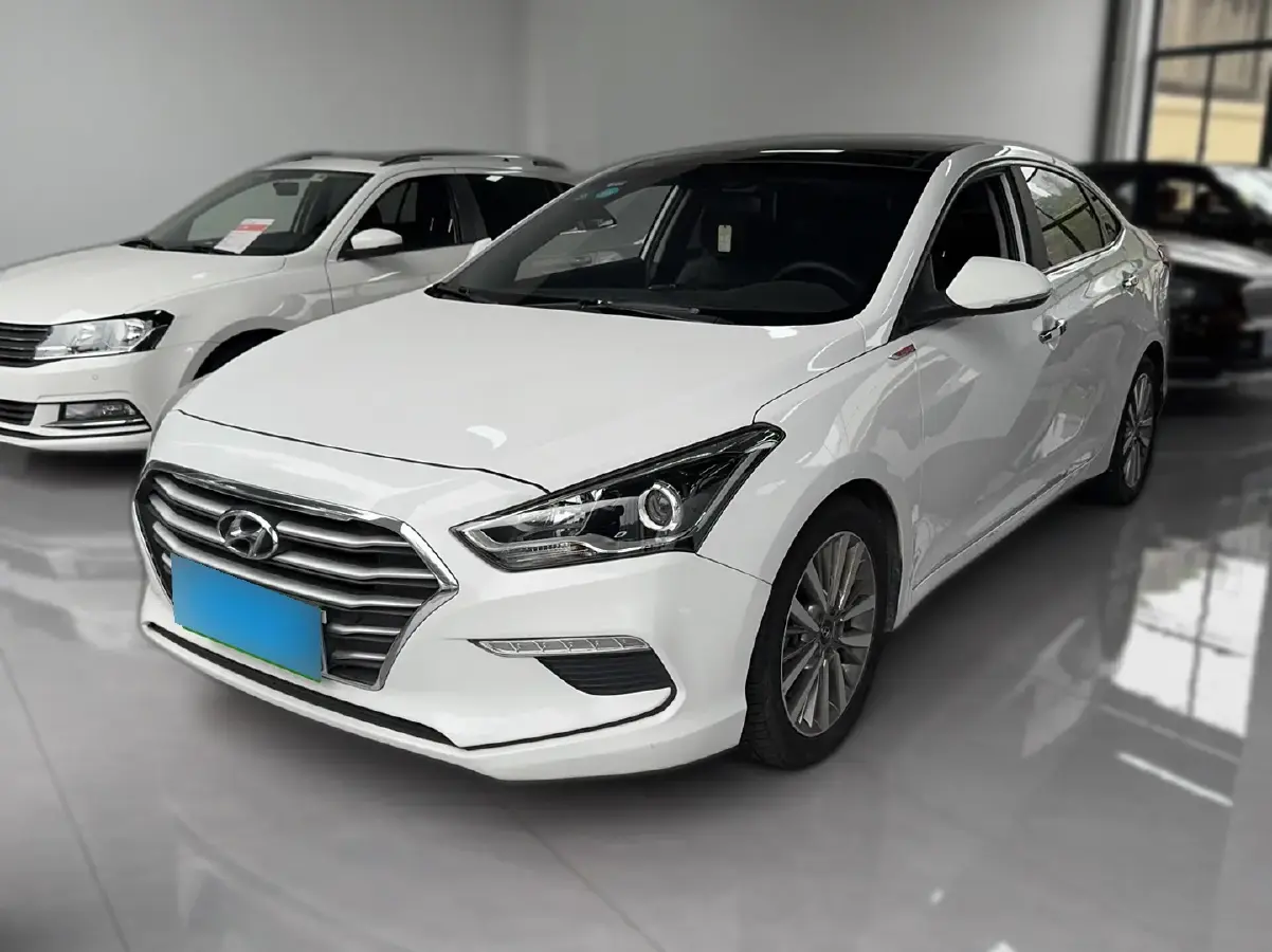 2017 Hyundai Mistra 1.8L 143HP L4 6AT