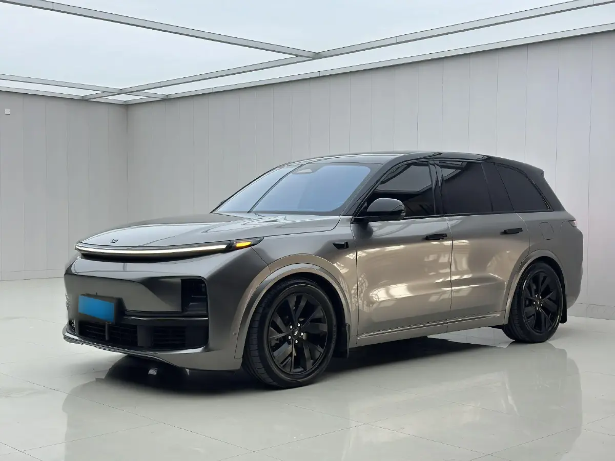 2023 Li L8 Range Extended 154HP REEV 40.9KWH