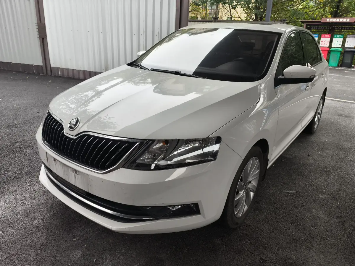 2018 Skoda Rapid 1.6L 110HP L4 6AT