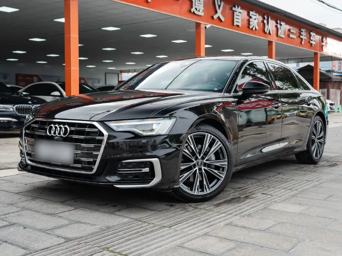 2024 Audi A6L 2.0T 245HP L4 7DCT