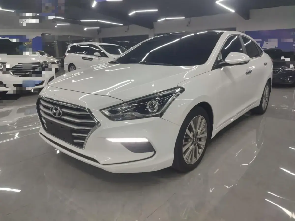 2019 Hyundai Mistra 1.8L 143HP L4 6AT