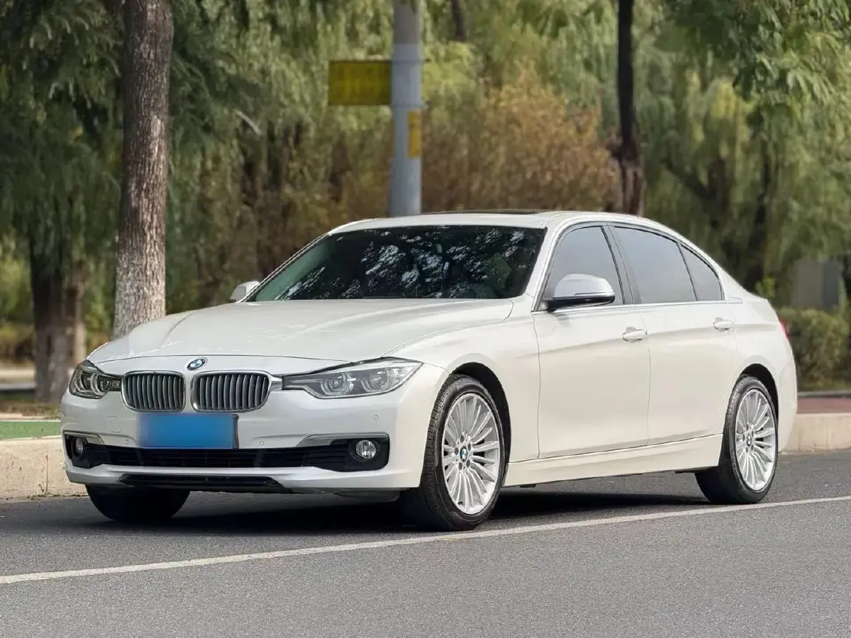 2018 BMW 3 Series 2.0T 184HP L4 8AT