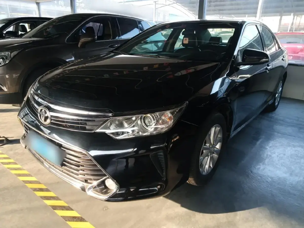 2016 Toyota Camry 2.0L 167HP L4 6AT