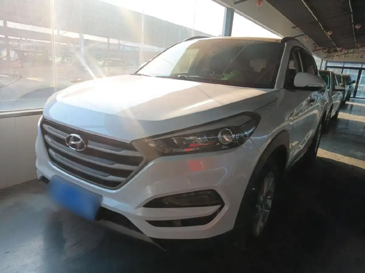 2015 Hyundai Tucson 1.6T 177HP L4 7DCT