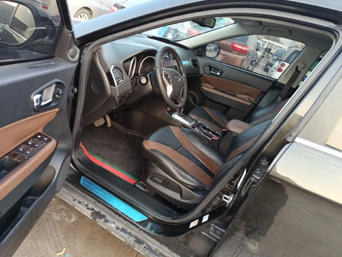 2015 GAC Trumpchi GS5 Super 1.8T 177HP L4 5AT,autocango,china used car exporter,china ev exporter,chinese used car exporter,chinese used ev exporter