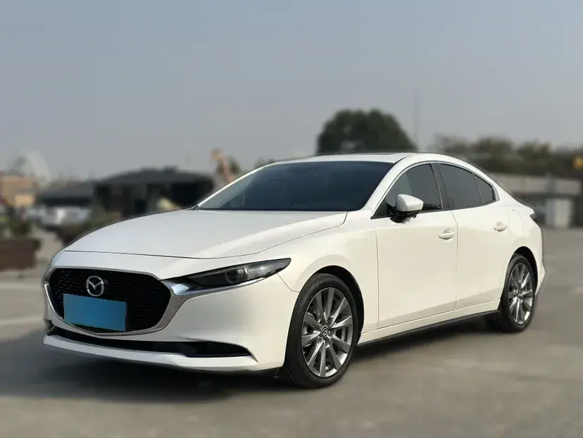 2021 Mazda 3 Axela 2.0L 158HP L4 6AT