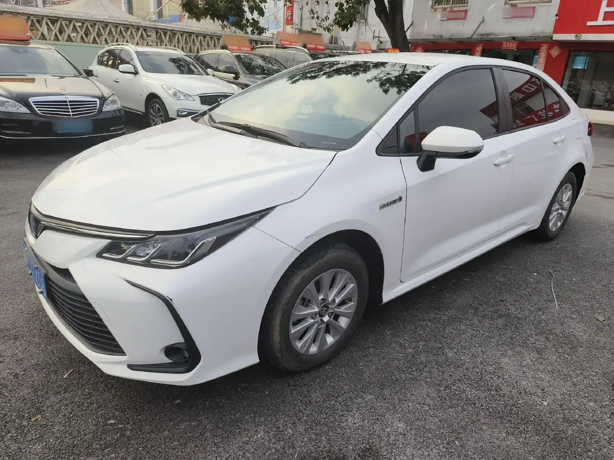 2022 Toyota Corolla 1.8L 98HP L4 E-CVT Hybrid