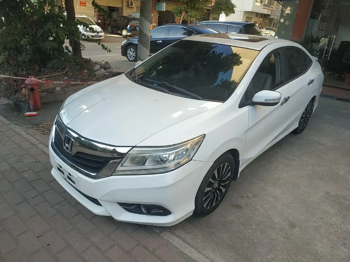 2013 Honda Crider 1.8L 139HP L4 5AT