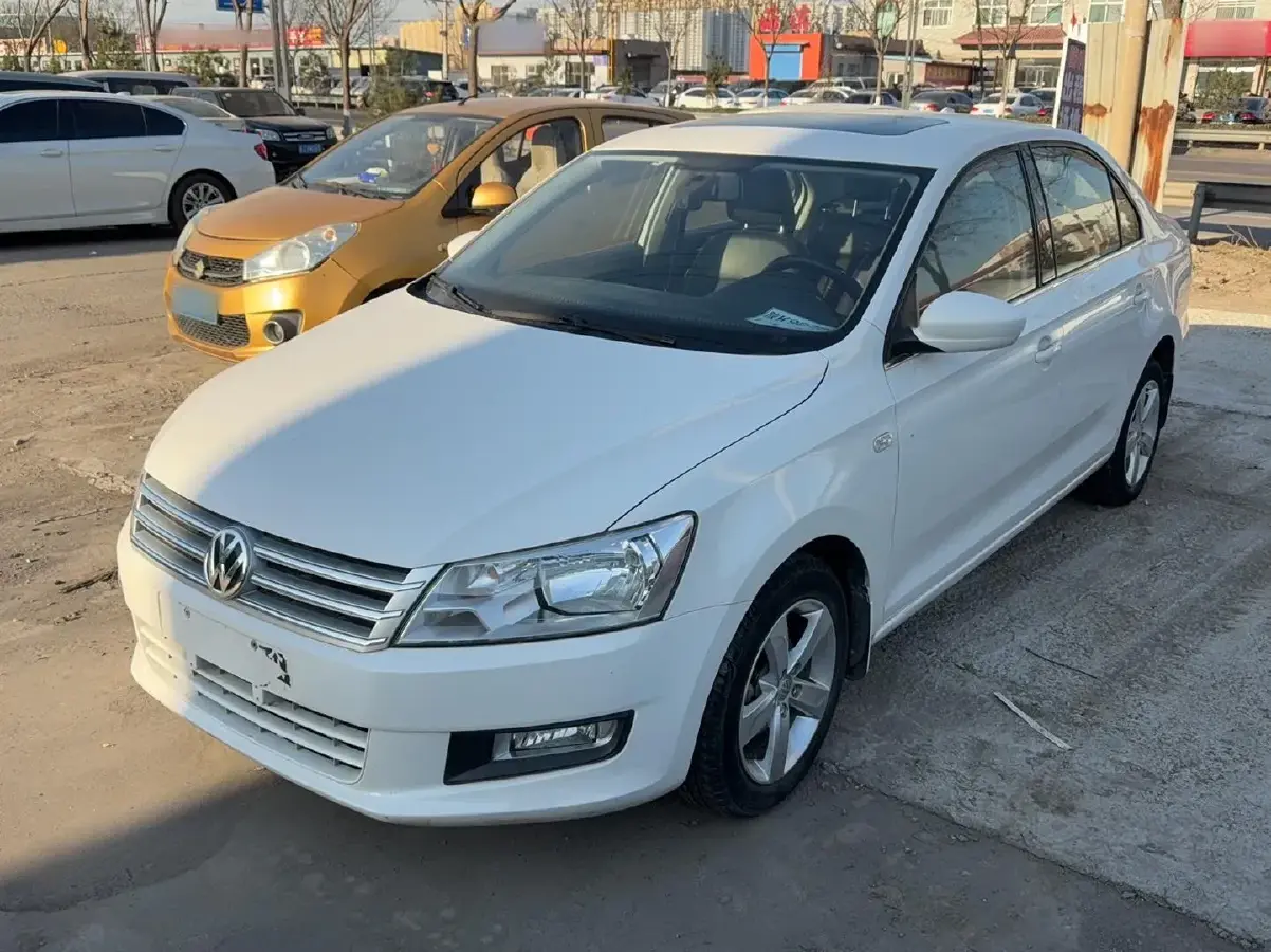 2015 Volkswagen Santana 1.4L 90HP L4 5MT