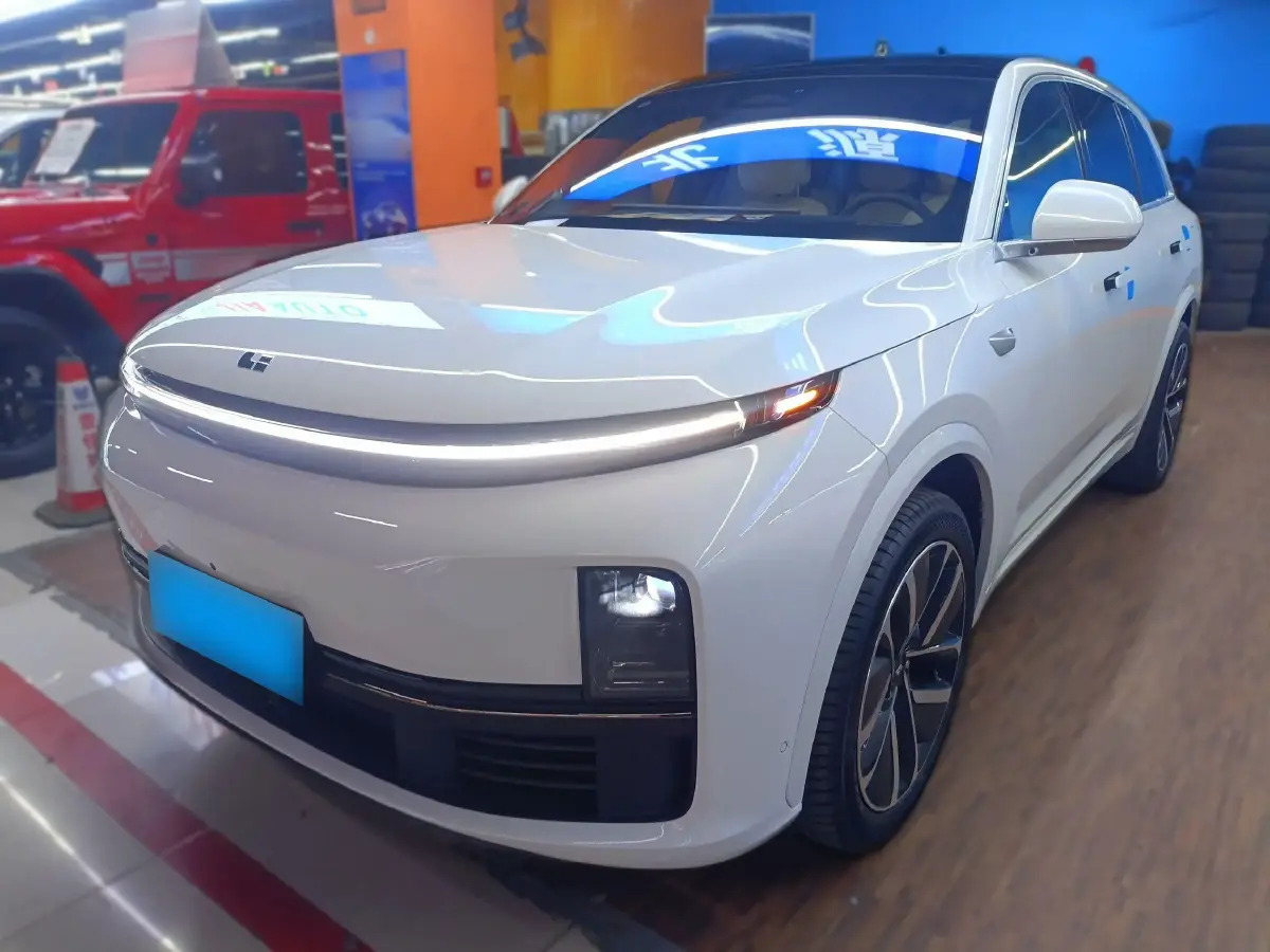 2023 Li L7 Range Extended 154HP REEV 40.9KWH