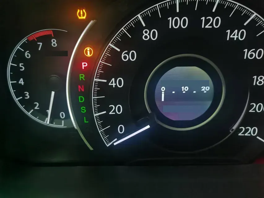 2016 Honda CR-V 2.0L 155HP L4 CVT,autocango,china used car exporter,china ev exporter,chinese used car exporter,chinese used ev exporter