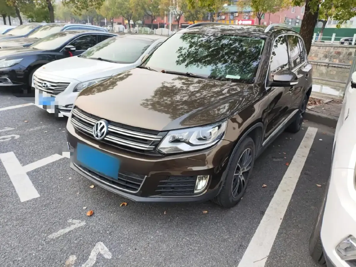 2015 Volkswagen Tiguan 1.8T 160HP L4 6AT
