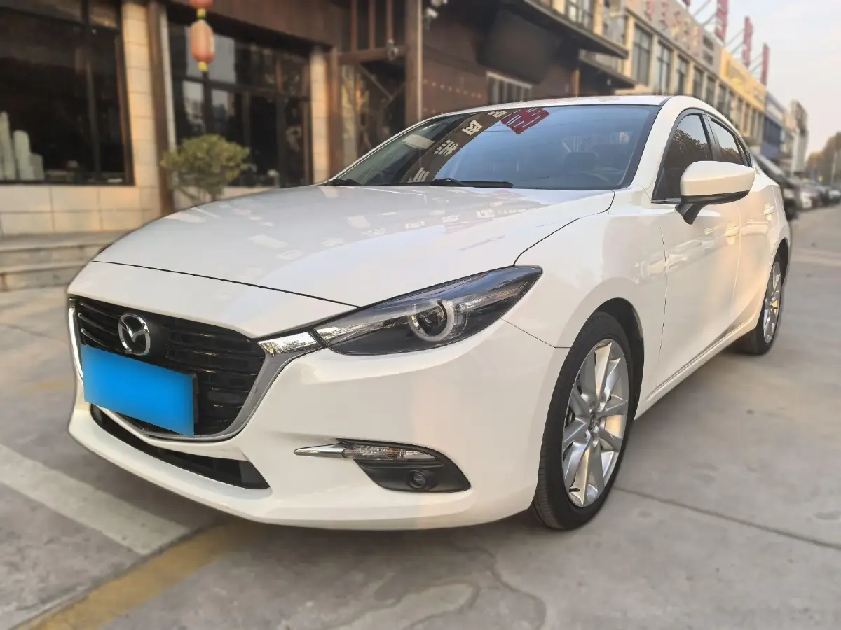 2017 Mazda 3 Axela 2.0L 158HP L4 6AT