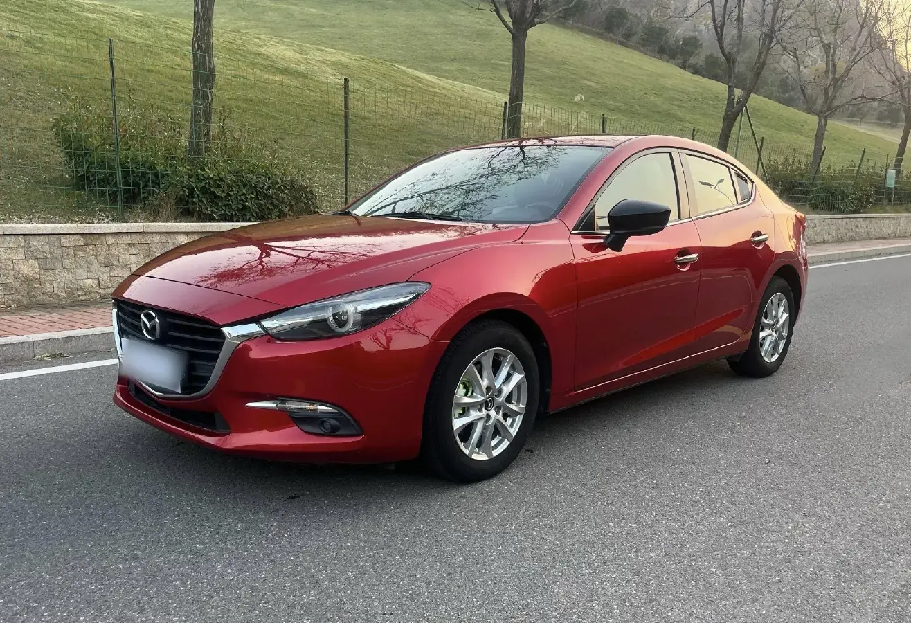2017 Mazda 3 Axela 1.5L 117HP L4 6AT