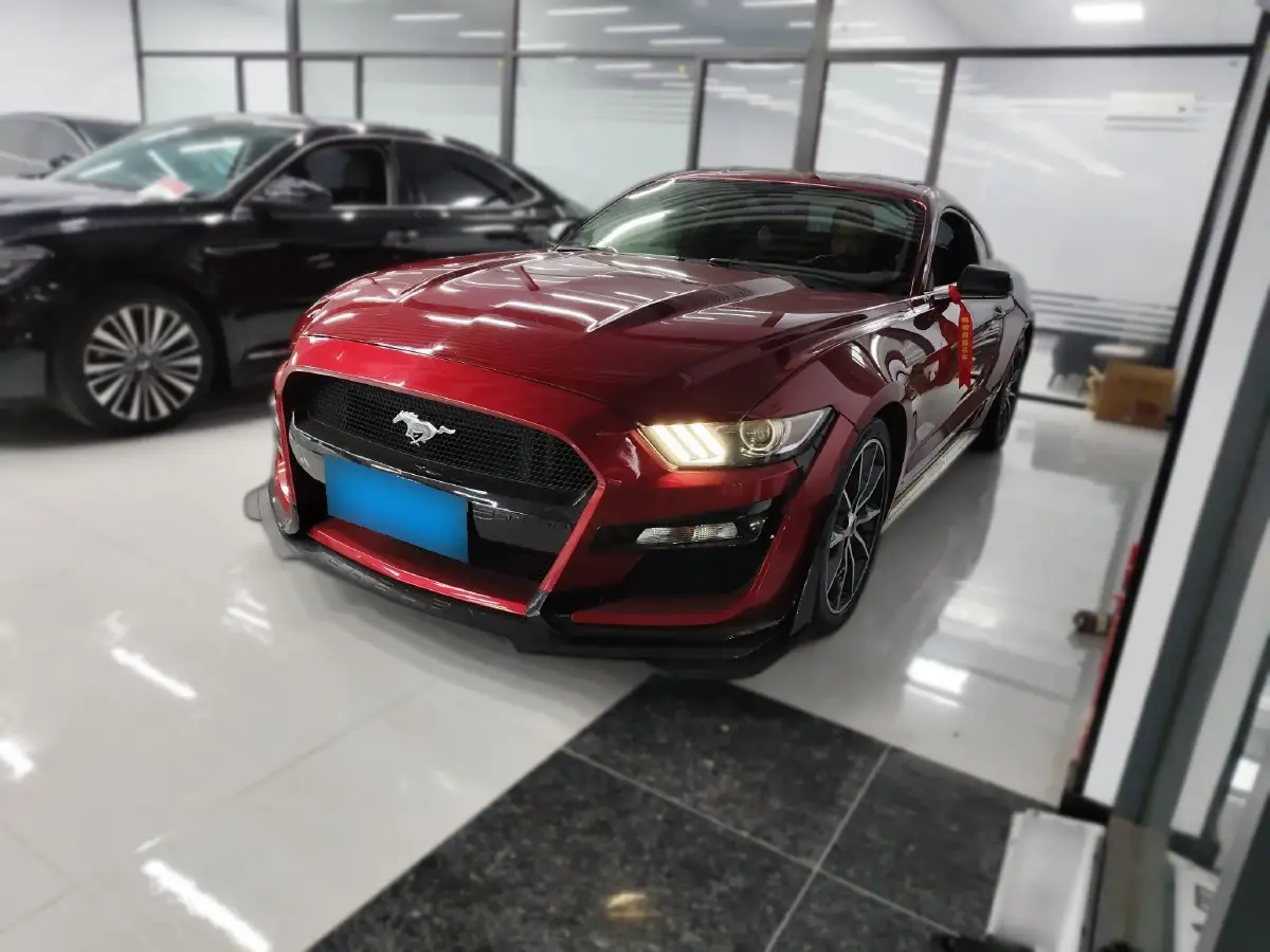 2020 Ford Mustang 2.3T 299HP L4 10AT