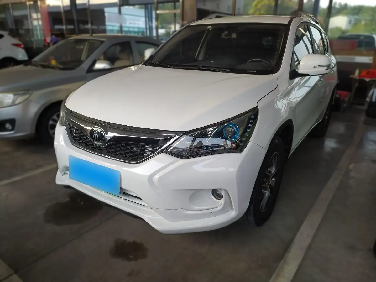 2016 BYD Song 1.5T 154HP L4 6MT