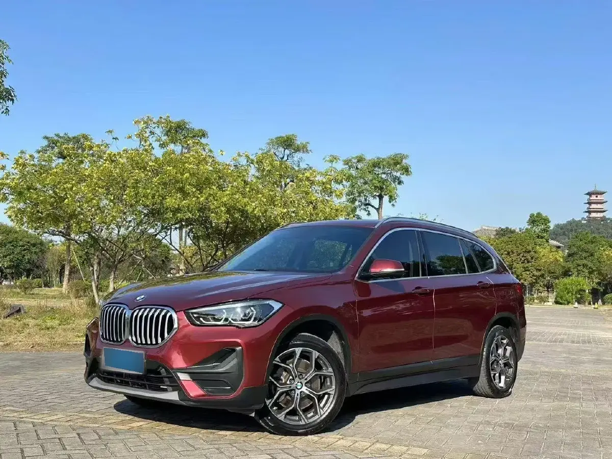 2021 BMW X1 2.0T 192HP L4 7DCT