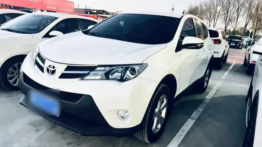 2013 Toyota RAV4 2.0L 147HP L4 CVT