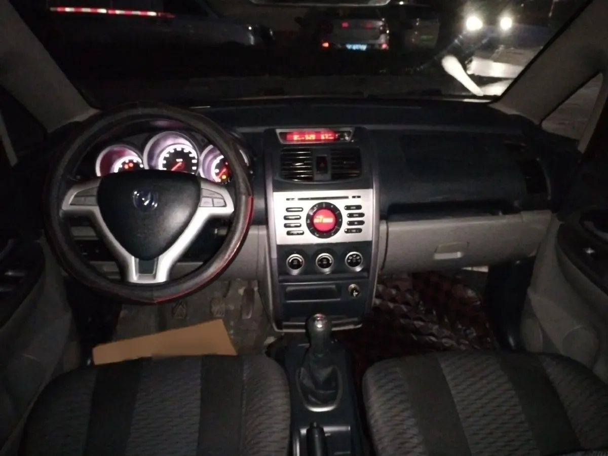 2011 ChangAn CX20 1.3L 86HP L4 5MT,autocango,china used car exporter,china ev exporter,chinese used car exporter,chinese used ev exporter