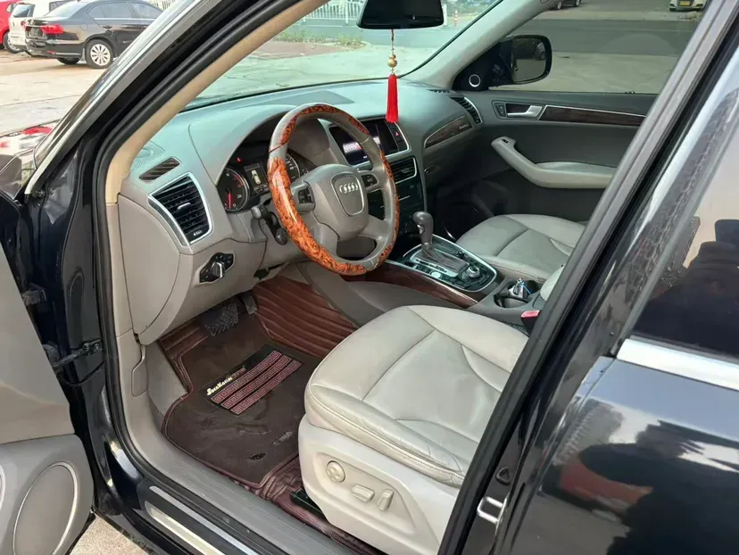 2012 Audi Q5 2.0T 211HP L4 8AT,autocango,china used car exporter,china ev exporter,chinese used car exporter,chinese used ev exporter