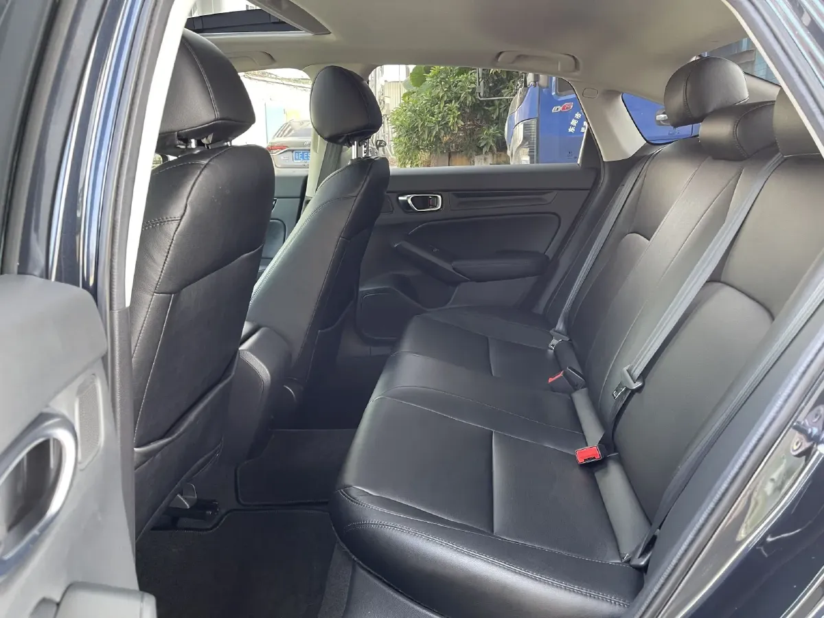 2022 Honda Civic 1.5T 182HP L4 CVT,autocango,china used car exporter,china ev exporter,chinese used car exporter,chinese used ev exporter