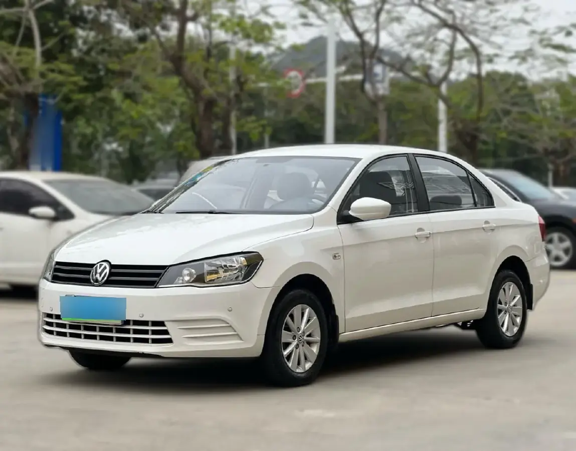 2015 Volkswagen Jetta 1.6L 110HP L4 6AT