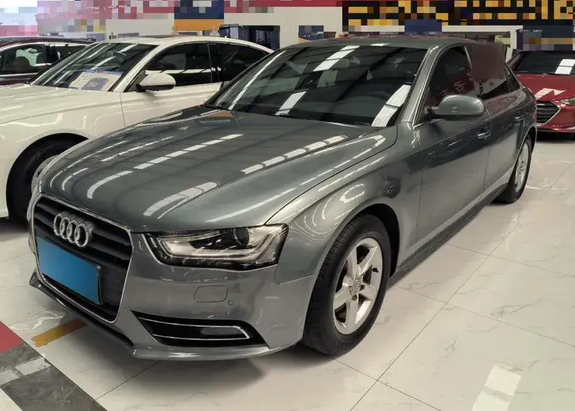 2013 Audi A4L 2.0T 180HP L4 CVT