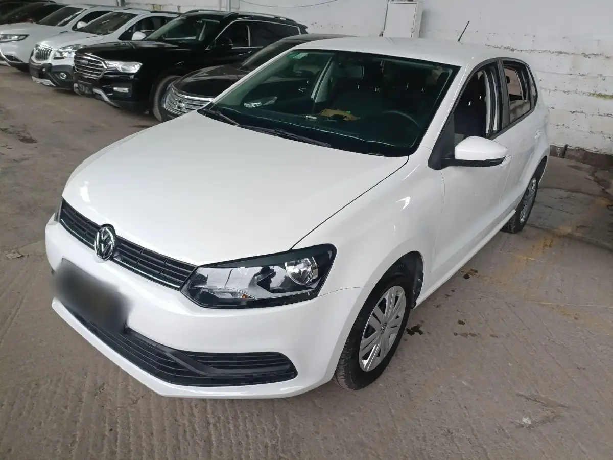 2016 Volkswagen Polo 1.4L 90HP L4 5MT