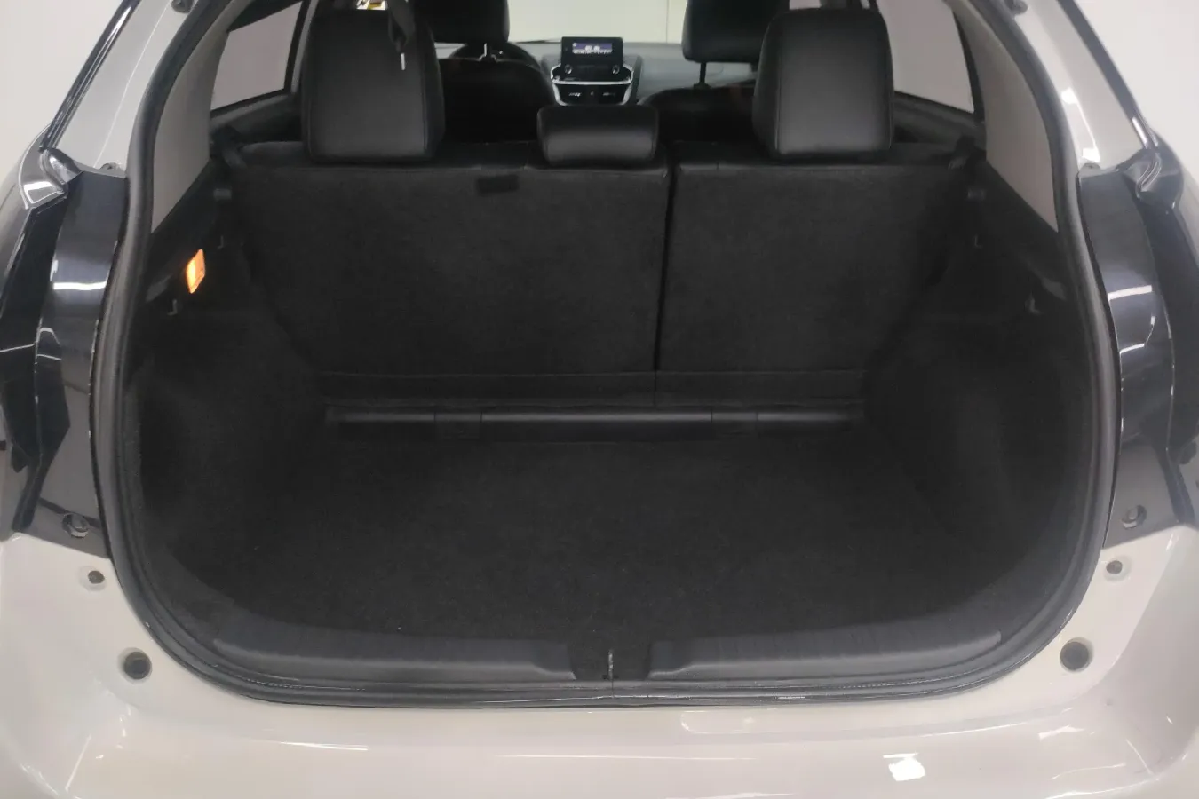 2021 Toyota Yaris L 1.5L 112HP L4 CVT,autocango,china used car exporter,china ev exporter,chinese used car exporter,chinese used ev exporter