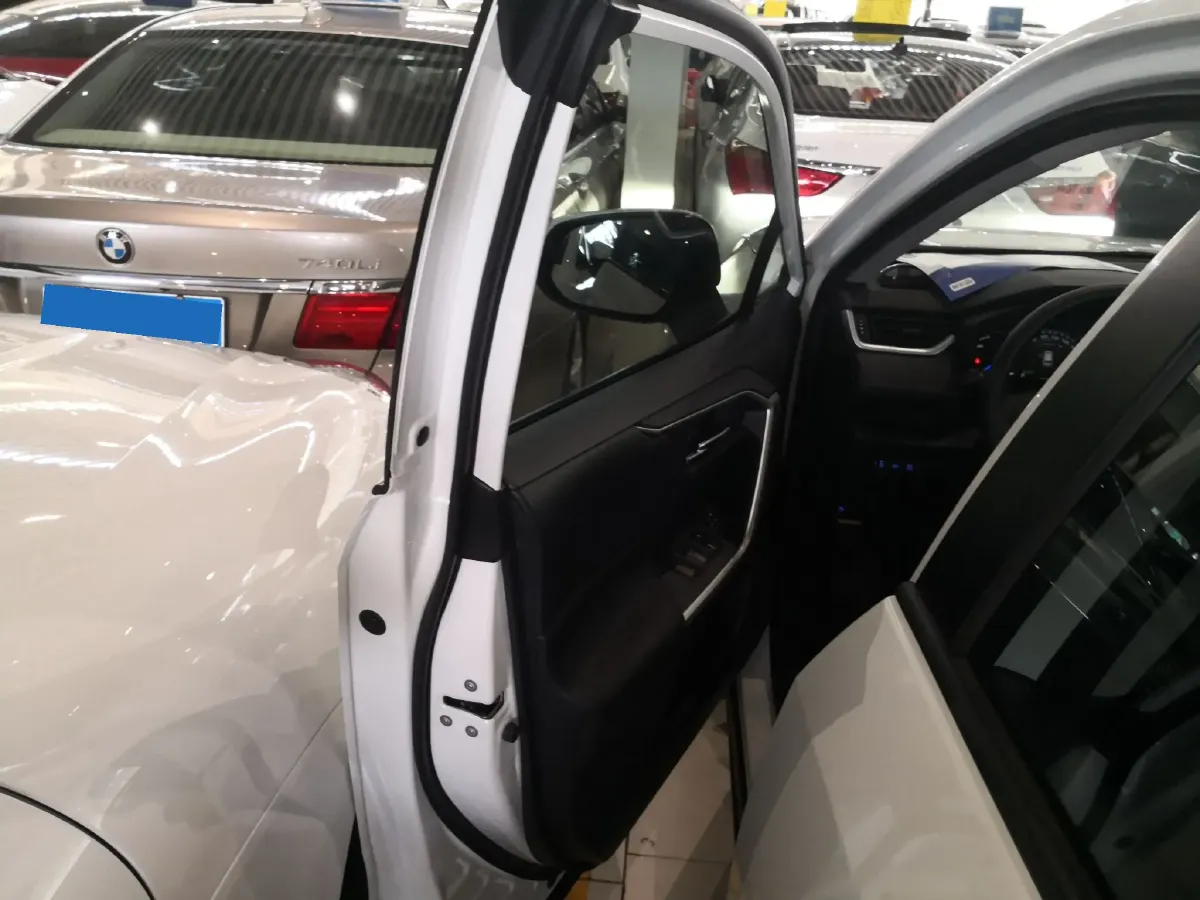 2020 Toyota RAV4 2.5L 178HP L4 E-CVT Hybrid,autocango,china used car exporter,china ev exporter,chinese used car exporter,chinese used ev exporter