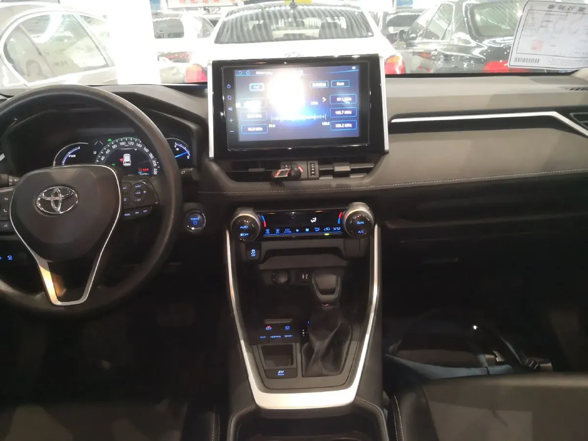 2020 Toyota RAV4 2.5L 178HP L4 E-CVT Hybrid,autocango,china used car exporter,china ev exporter,chinese used car exporter,chinese used ev exporter