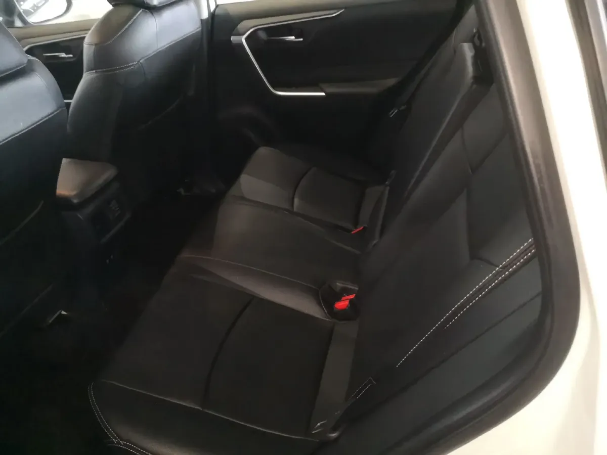 2020 Toyota RAV4 2.5L 178HP L4 E-CVT Hybrid,autocango,china used car exporter,china ev exporter,chinese used car exporter,chinese used ev exporter