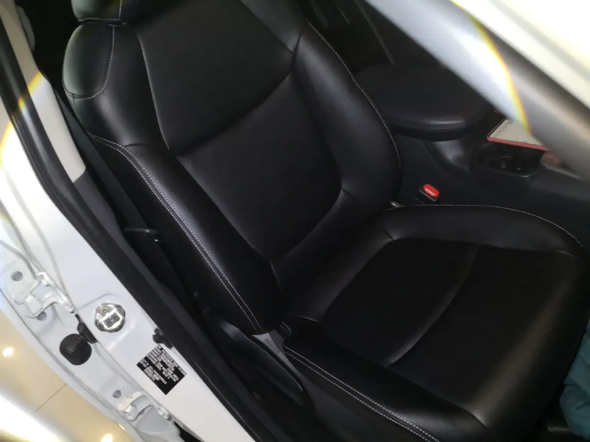 2020 Toyota RAV4 2.5L 178HP L4 E-CVT Hybrid,autocango,china used car exporter,china ev exporter,chinese used car exporter,chinese used ev exporter