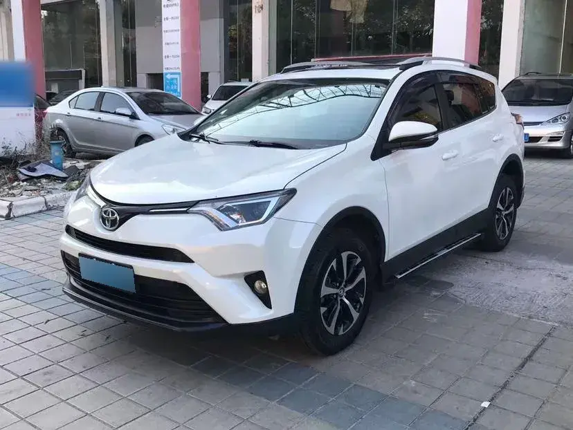 2019 Toyota RAV4 2.0L 151HP L4 CVT