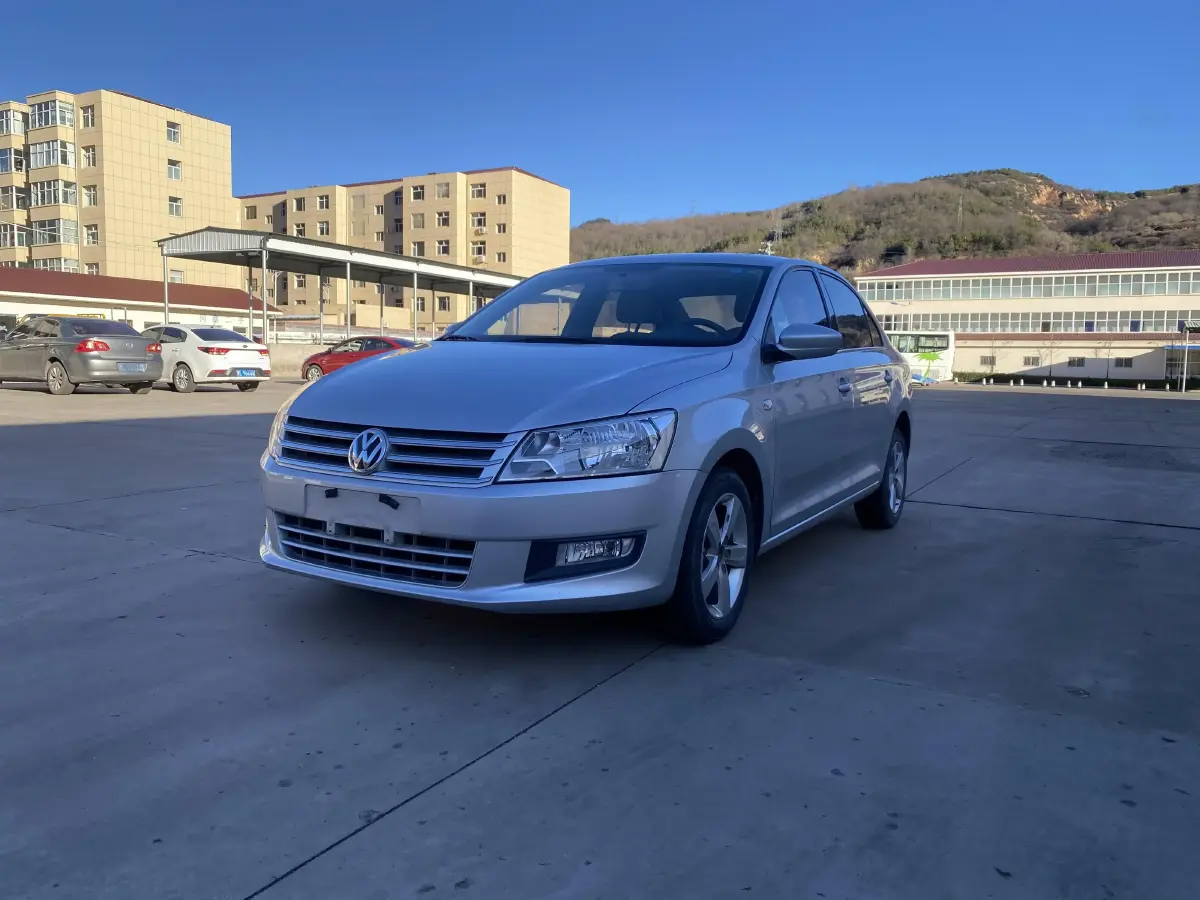 2013 Volkswagen Santana 1.6L 110HP L4 5MT