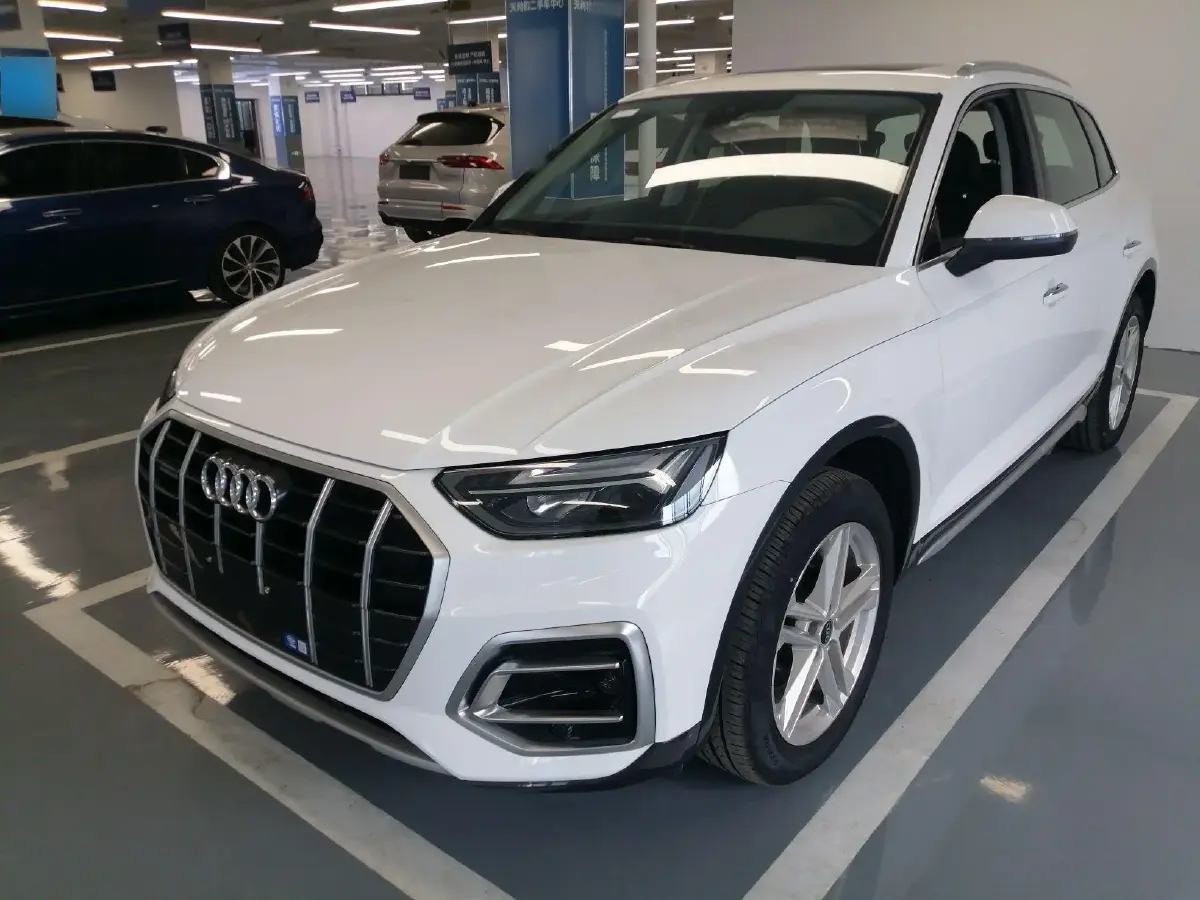 2022 Audi Q5L 2.0T 190HP L4 7DCT