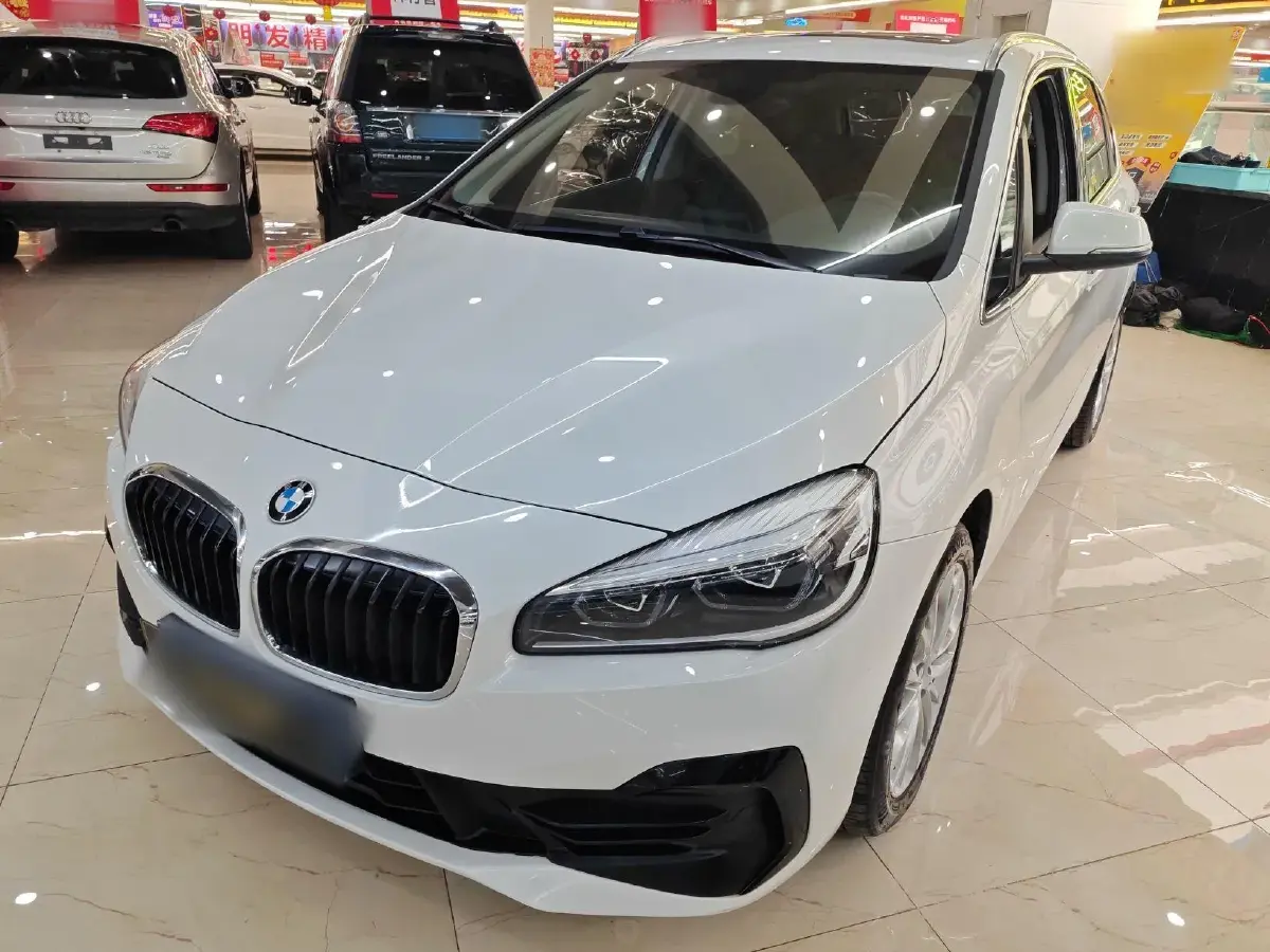 2018 BMW 2 Series Wagon 1.5T 136HP L3 6AT