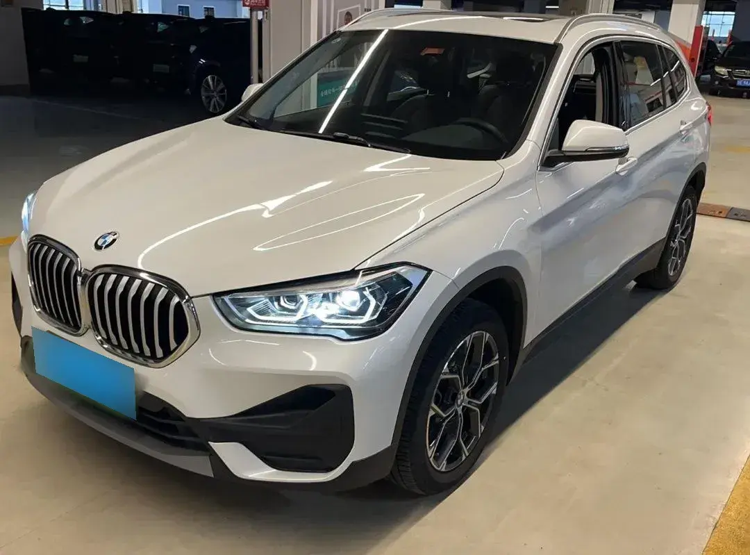 2021 BMW X1 2.0T 192HP L4 7DCT