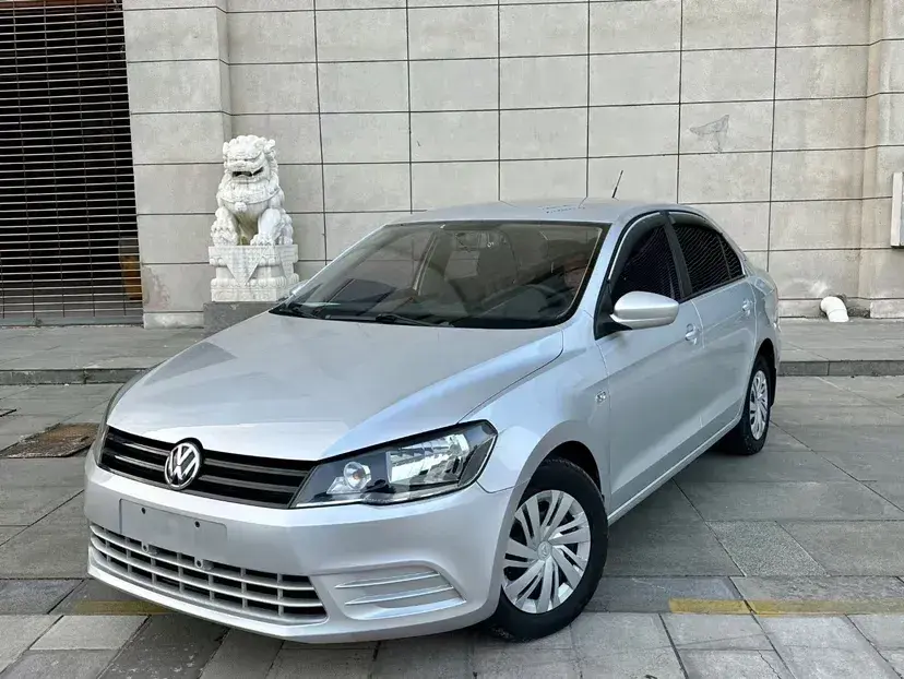 2013 Volkswagen Jetta 1.4L 90HP L4 5MT