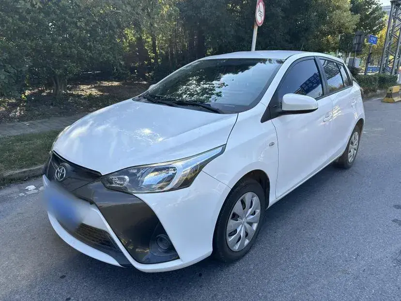 2016 Toyota Yaris L 1.5L 107HP L4 CVT