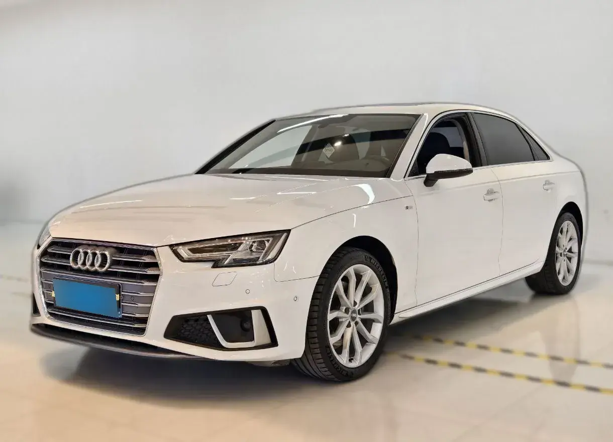 2019 Audi A4L 2.0T 190HP L4 7DCT