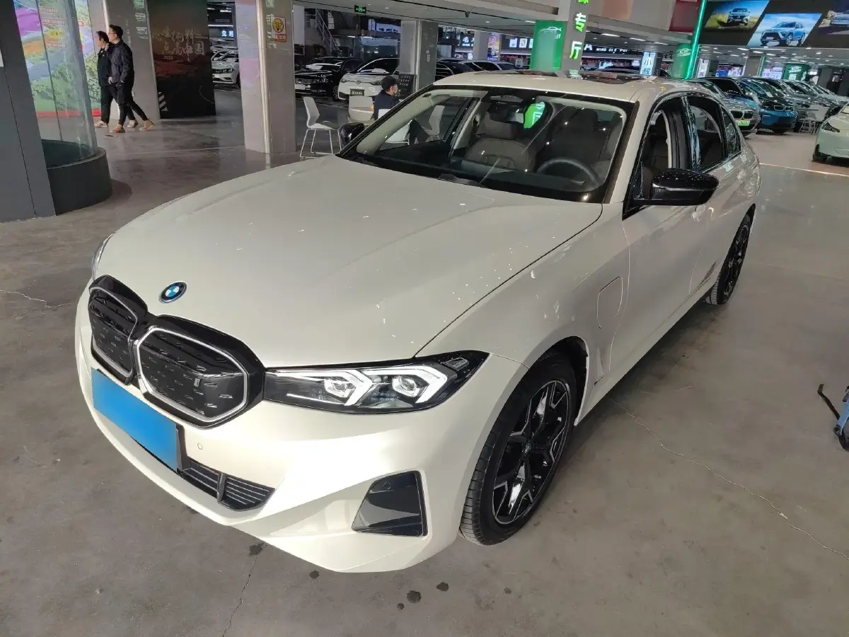 2024 BMW i3 BEV 79.05KWH