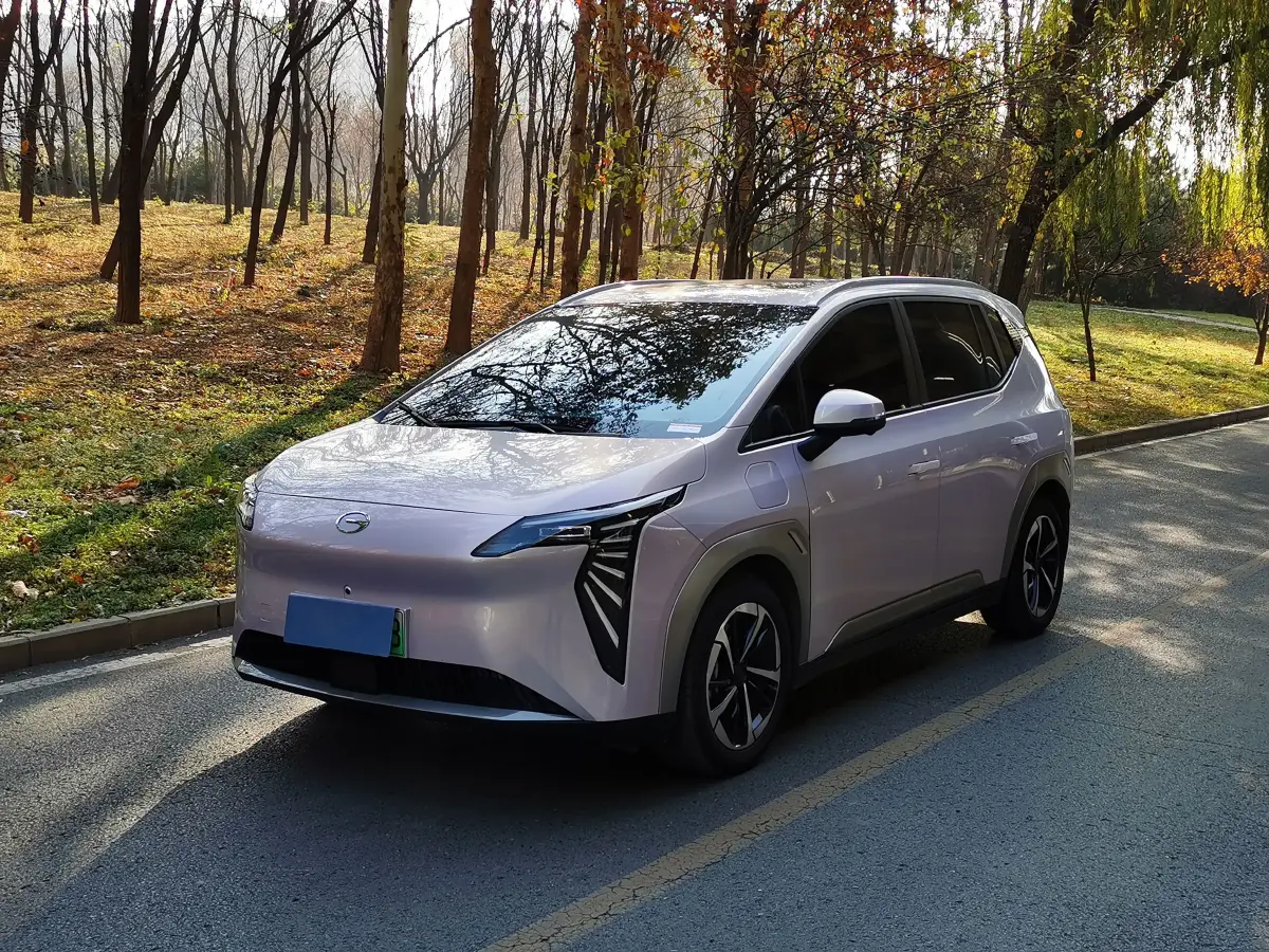 2024 Aion Y BEV 61.7KWH