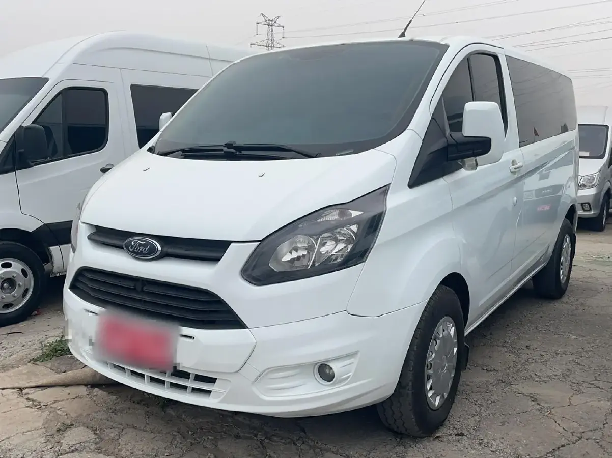2019 Ford Transit 2.0T 121HP L4 5MT