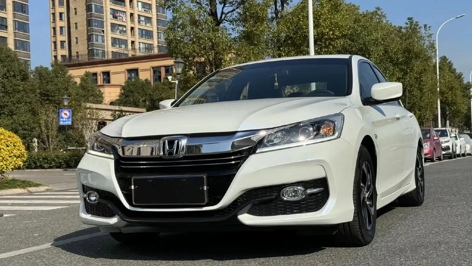 2016 Honda Accord 2.0L 155HP L4 CVT